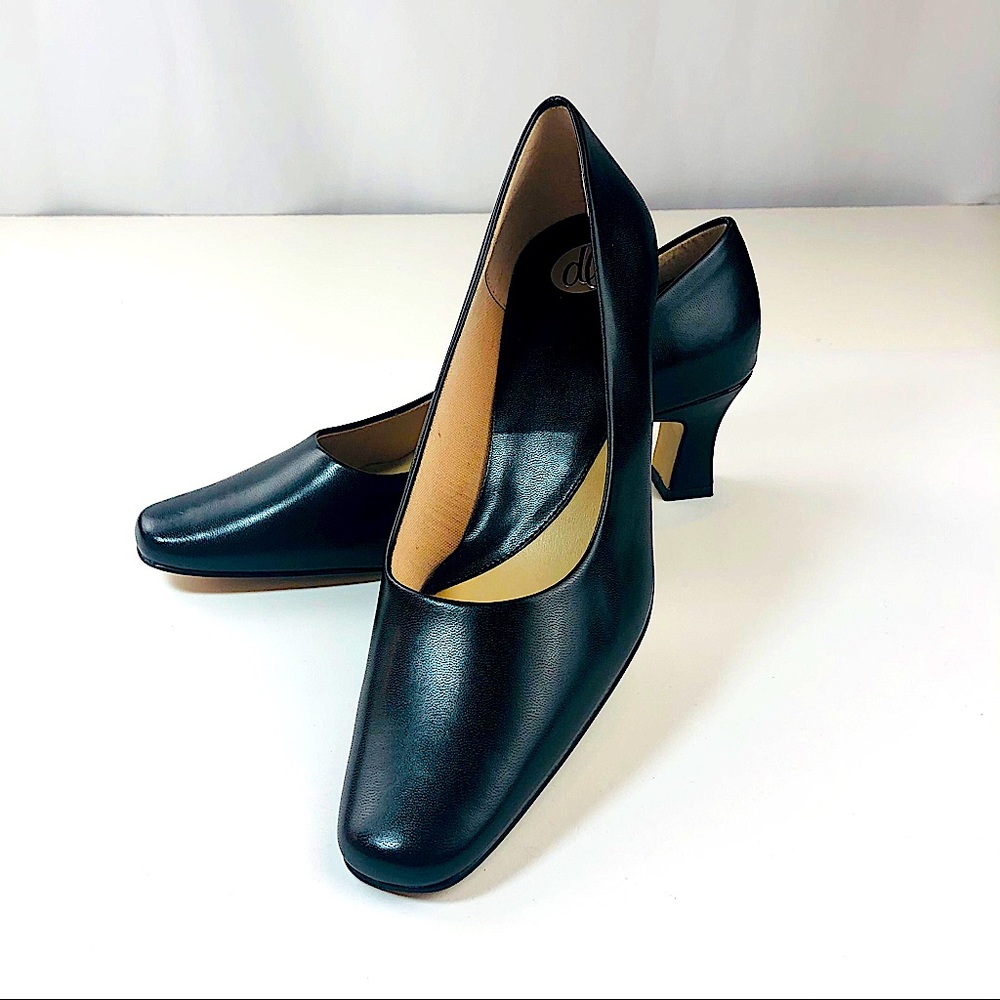 Donna Lawrence Fortune Black Heels